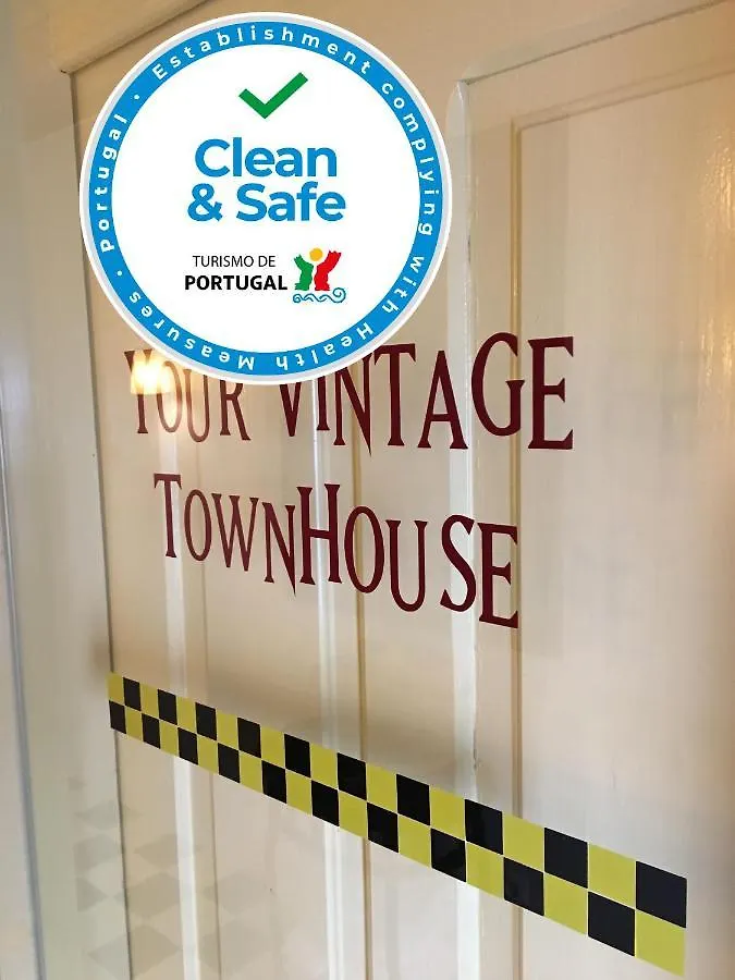Your Vintage Townhouse Holiday home Lagos