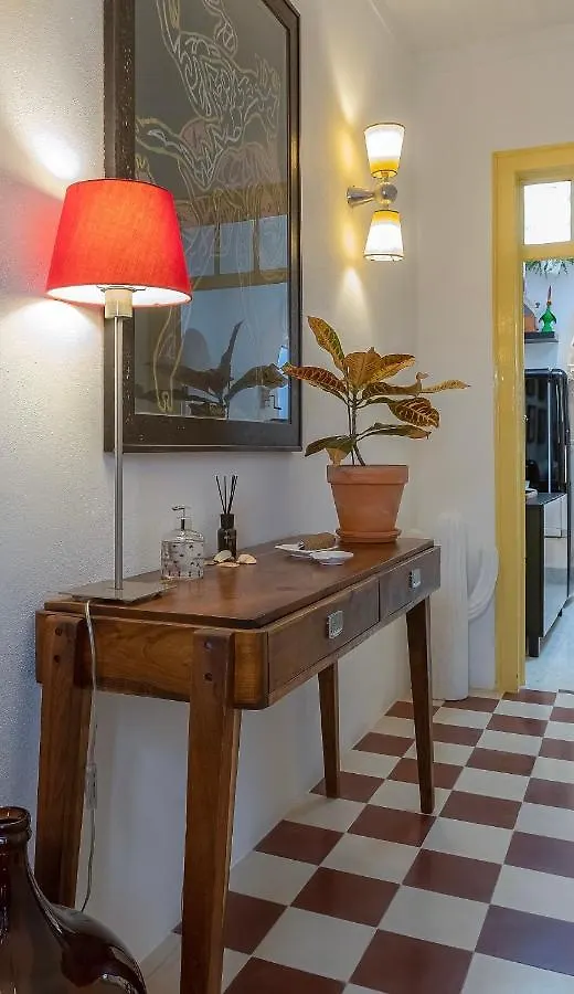Your Vintage Townhouse Holiday home Lagos