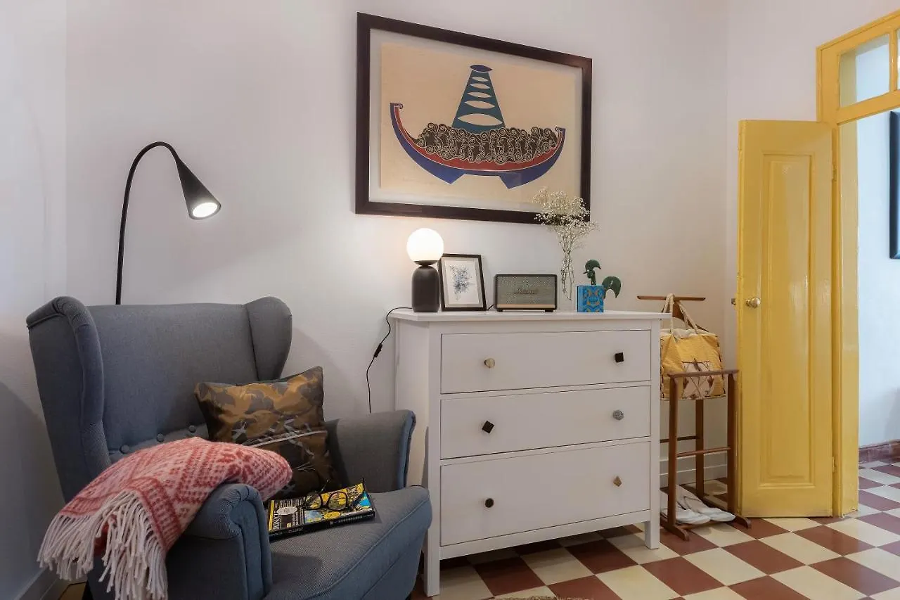Your Vintage Townhouse Lagos 0*,